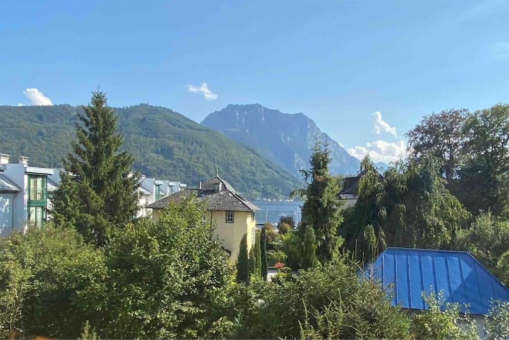 Zentrale Wohnung Gmunden Alte Baeckerei Esterno foto