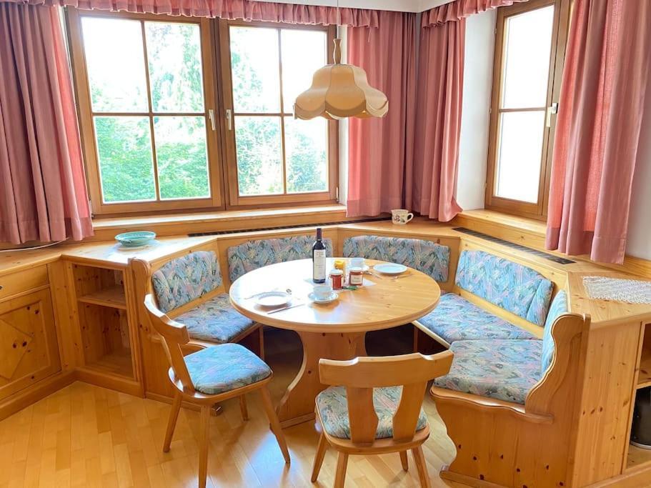 Zentrale Wohnung Gmunden Alte Baeckerei Esterno foto