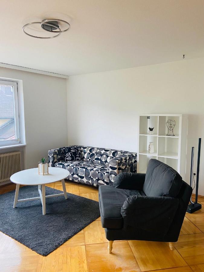 Zentrale Wohnung Gmunden Alte Baeckerei Esterno foto