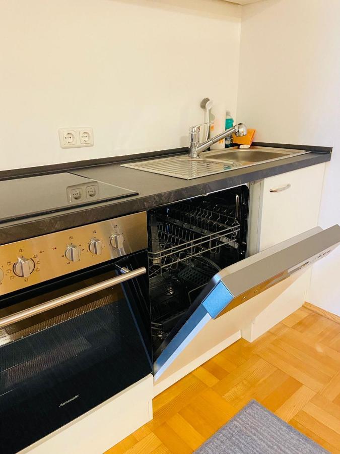 Zentrale Wohnung Gmunden Alte Baeckerei Esterno foto