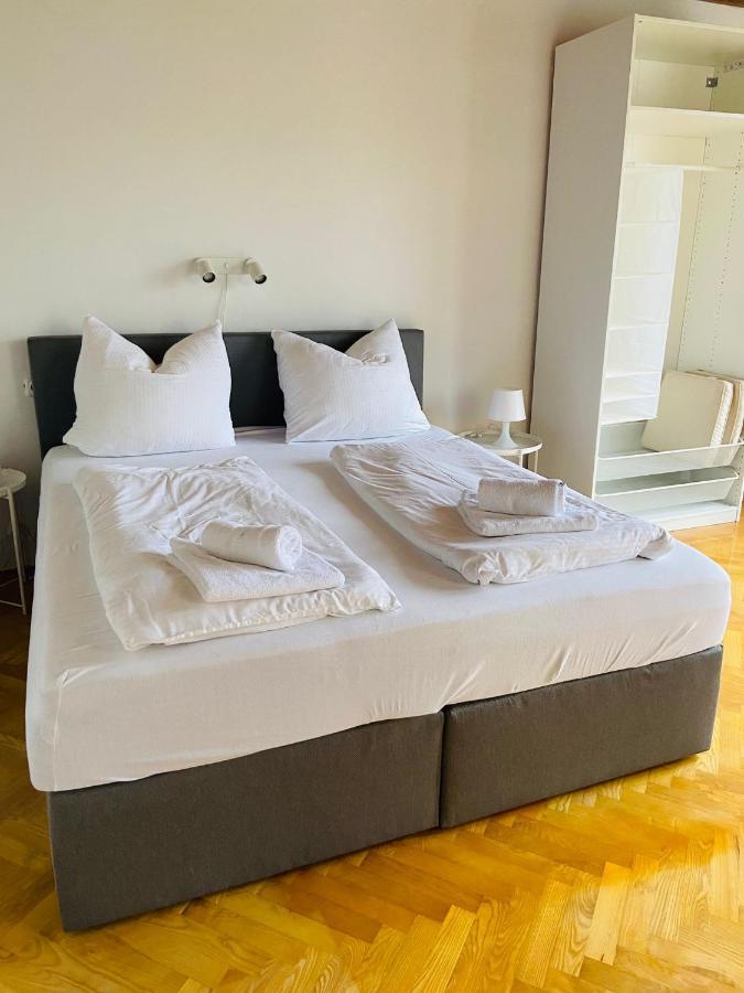 Zentrale Wohnung Gmunden Alte Baeckerei Esterno foto