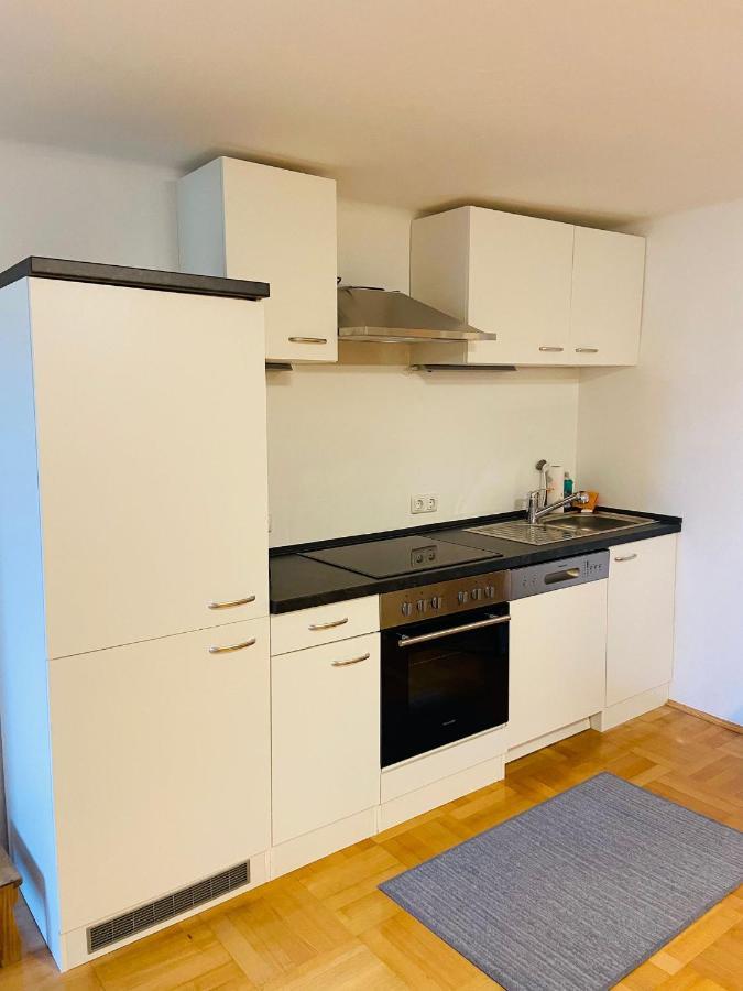 Zentrale Wohnung Gmunden Alte Baeckerei Esterno foto