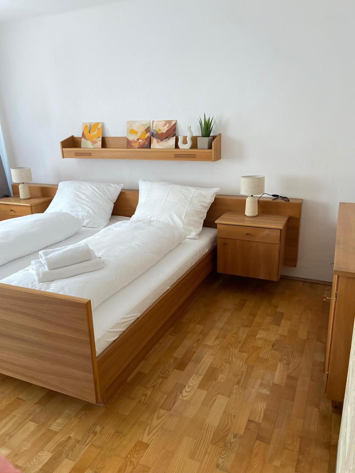 Zentrale Wohnung Gmunden Alte Baeckerei Esterno foto