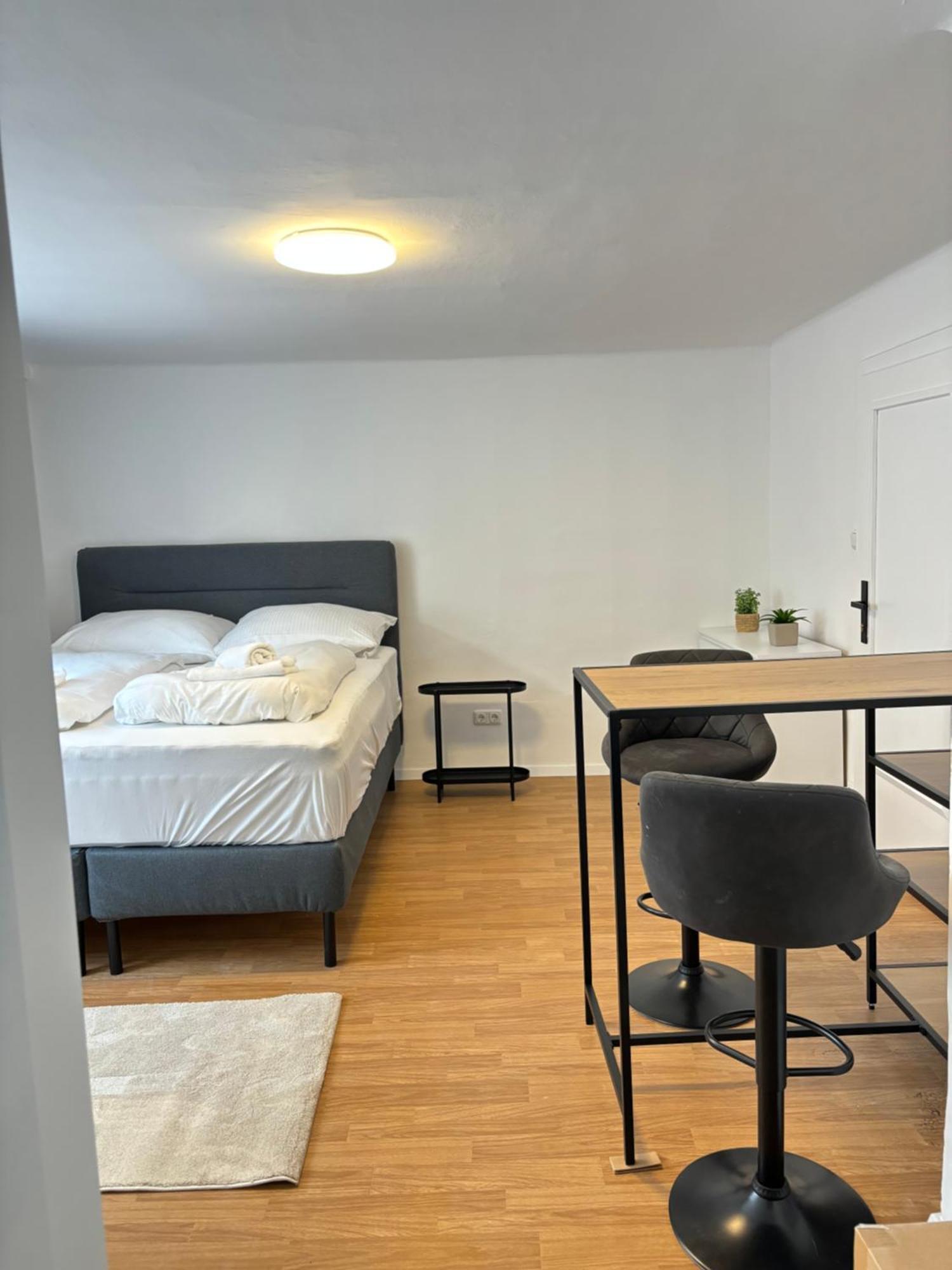 Zentrale Wohnung Gmunden Alte Baeckerei Esterno foto
