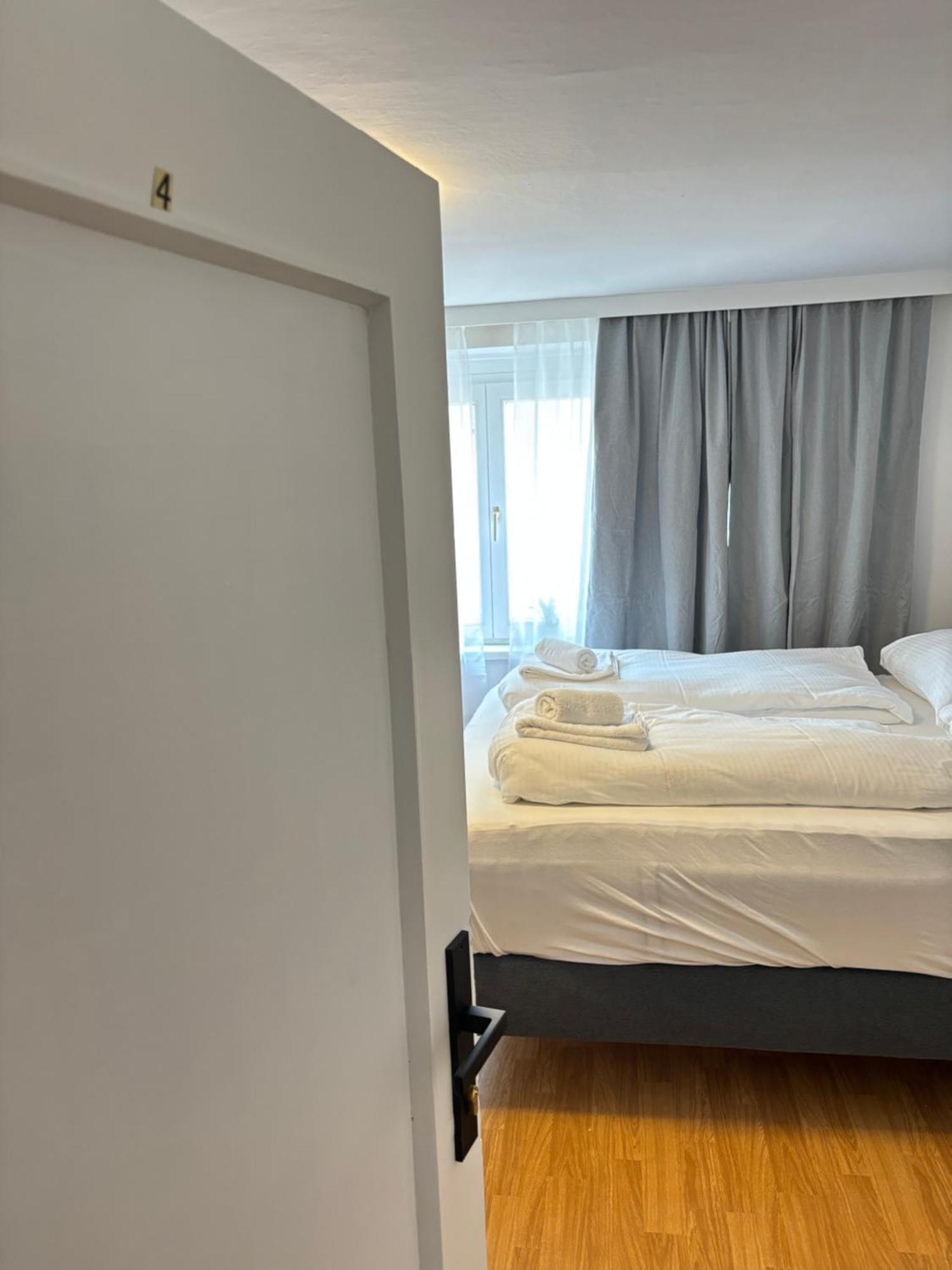Zentrale Wohnung Gmunden Alte Baeckerei Esterno foto